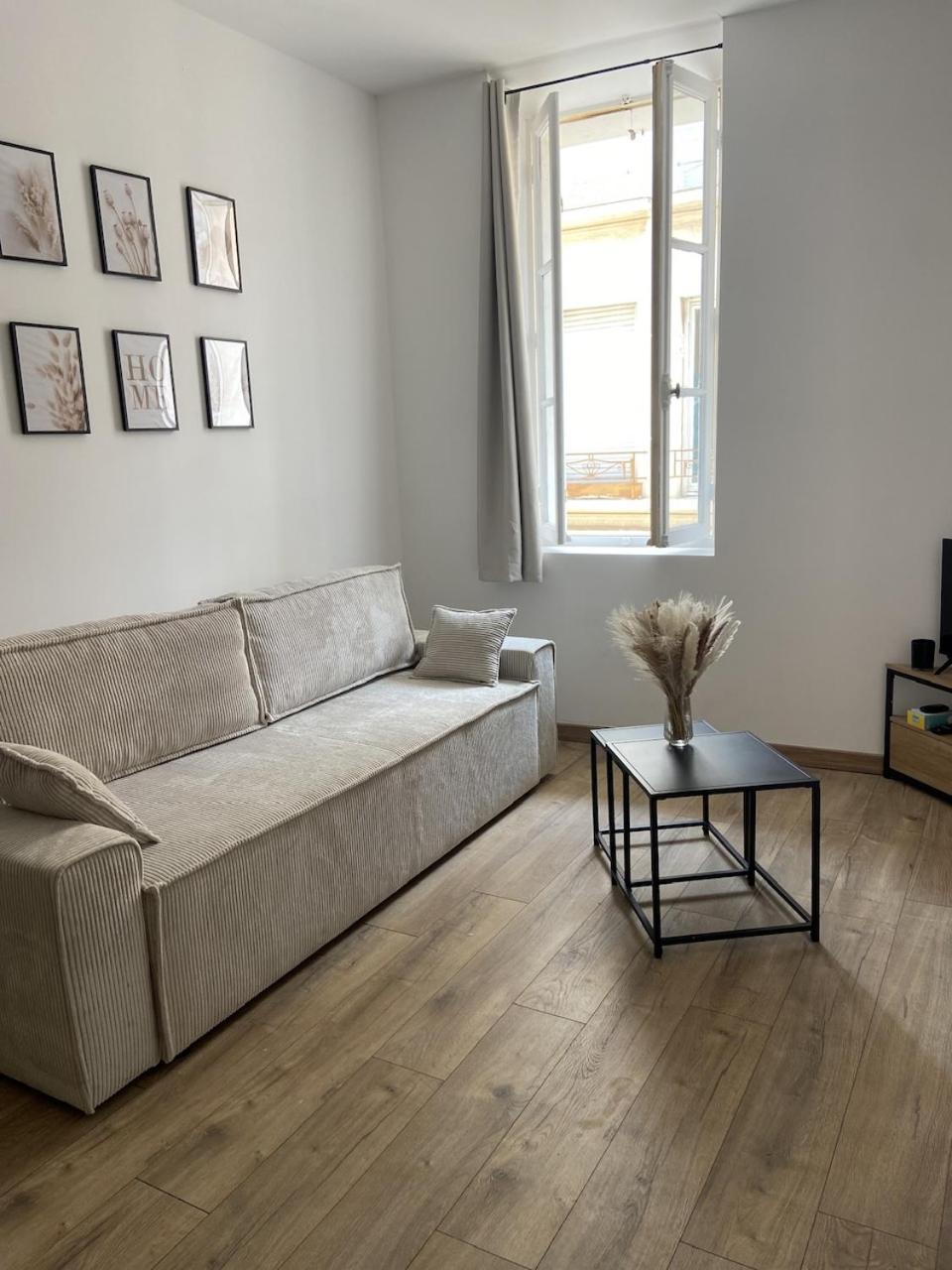 Charmant Appartement Appartamento Bandol