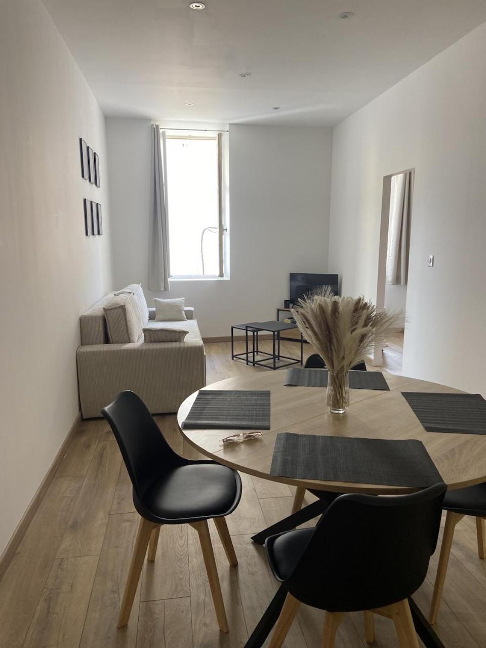Apartment Charmant Appartement *